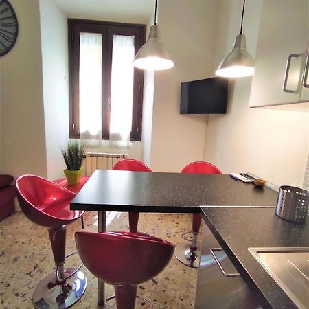 Romantic Liberta Apartment フィレンツェ エクステリア 写真