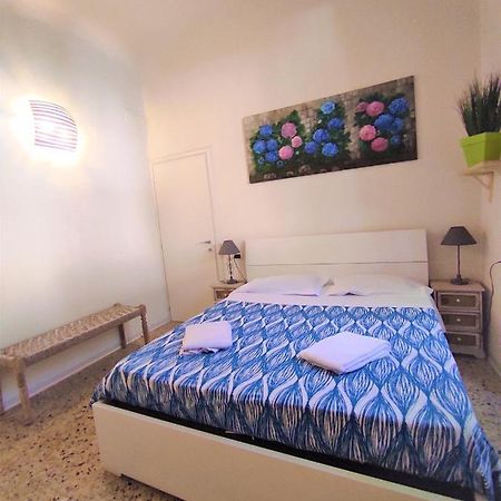 Romantic Liberta Apartment フィレンツェ エクステリア 写真